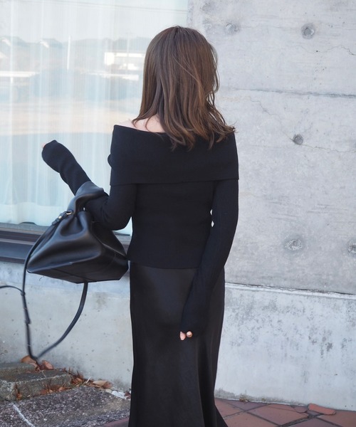 LAULEN(ローレン)の「off shoulder lib knit pullover /オフショルダー リブ ニット プルオーバー(ニット/セーター・レディース・アイボリー/ブラック/ベージュ・FREE)」の10枚目の写真