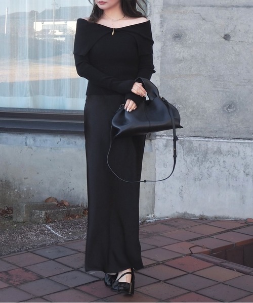 LAULEN(ローレン)の「off shoulder lib knit pullover /オフショルダー リブ ニット プルオーバー(ニット/セーター・レディース・アイボリー/ブラック/ベージュ・FREE)」の11枚目の写真
