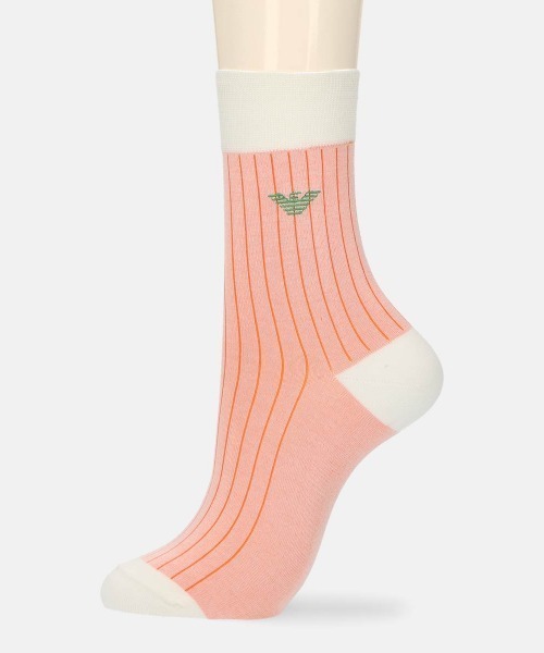 EMPORIO ARMANI（エンポリオアルマーニ）の「EMPORIO ARMANI レディース ワンポイント クルーソックス 03440104（ソックス/靴下・レディース・サンドベージュ/オフホワイト/サックスブルー/ブラック/ブラウン/ダークグレー・23-25cm）」の9枚目の写真