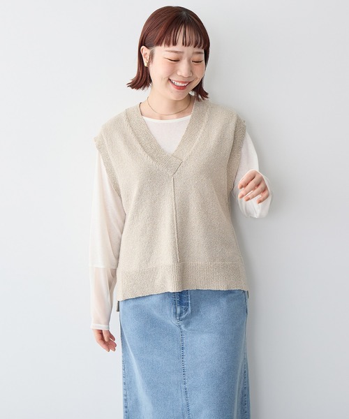 anyfee(エニフィー)の「【anyfee/プラスサイズ】スパンコールニットベスト(ベスト・レディース・ベージュ/チャコール・5L/4L/3L/LL)」の1枚目の写真