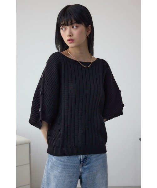 AZUL by moussy（アズールバイマウジー）の「2WAYショルダーボタンニット（ニット/セーター・レディース・アイボリー/ブラック/ブルー/ピンク・FREE）」の18枚目の写真