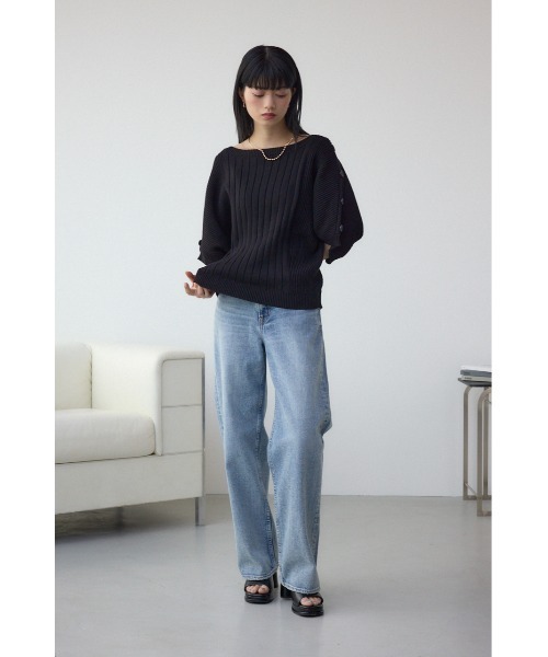 AZUL by moussy（アズールバイマウジー）の「2WAYショルダーボタンニット（ニット/セーター・レディース・アイボリー/ブラック/ブルー/ピンク・FREE）」の19枚目の写真