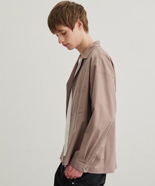 PUBLIC TOKYO（パブリックトウキョウ）の「スムージーリラックスオープンカラーシャツ（シャツ/ブラウス・メンズ・ダークグレー/ブラック/ベージュ/ダークブラウン・1/2）」の9枚目の写真