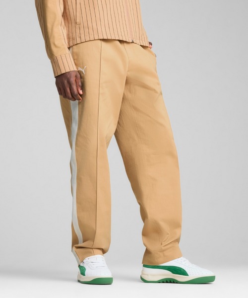 PUMA(プーマ)の「PUMA プーマ メンズ ポルシェ レガシー ライフスタイル パンツ(その他パンツ・メンズ・ベージュ/グリーン系その他・MEDIUM/SMALL/LARGE/X-LARGE/X-SMALL)」の1枚目の写真