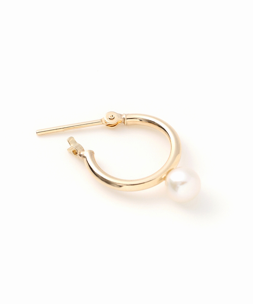 Lilas リラ パールフープピアスM K10 WEB限定》パールフープピアスM K10（両耳）（ピアス（両耳用