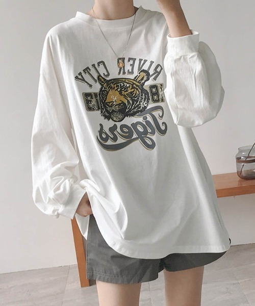 maison de LATIR(メゾンドラティール)の「タイガープリントオーバーサイズロンT(Tシャツ/カットソー・レディース・ブラック/ホワイト・L/M/XL)」の2枚目の写真