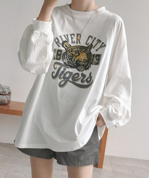 maison de LATIR(メゾンドラティール)の「タイガープリントオーバーサイズロンT(Tシャツ/カットソー・レディース・ブラック/ホワイト・L/M/XL)」の3枚目の写真