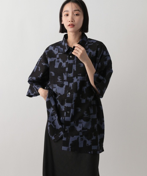LOWRYS FARM(ローリーズファーム)の「ソウガラシャツSS 452281(シャツ/ブラウス・メンズ・ブラック/ブルー・MEDIUM/LARGE)」の2枚目の写真