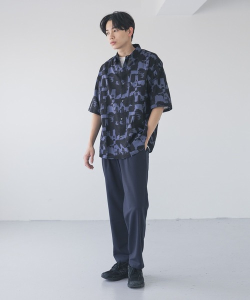 LOWRYS FARM(ローリーズファーム)の「ソウガラシャツSS 452281(シャツ/ブラウス・メンズ・ブラック/ブルー・MEDIUM/LARGE)」の4枚目の写真