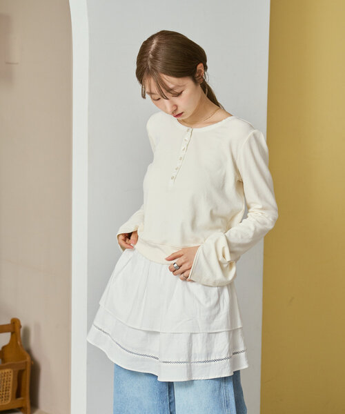 Kastane（カスタネ）の「【新色追加/5色展開】ヘンリーリブプルオーバー（Tシャツ/カットソー・レディース・ネイビー/サックスブルー/アイボリー/カーキ/グレー/ブラウン・FREE）」の10枚目の写真