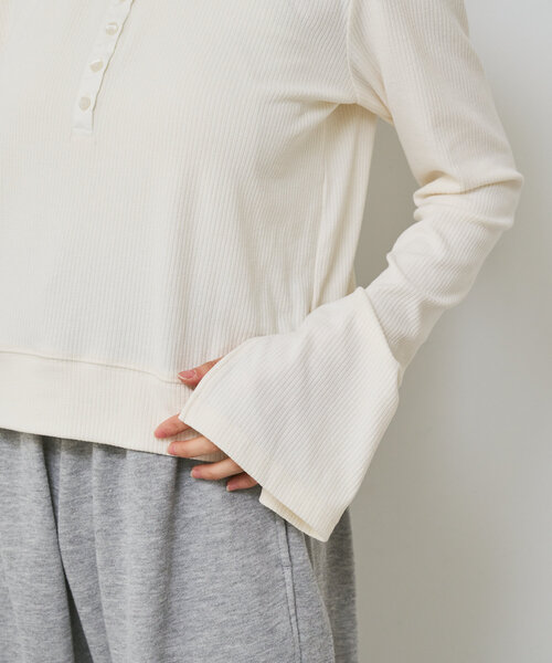 Kastane（カスタネ）の「【新色追加/5色展開】ヘンリーリブプルオーバー（Tシャツ/カットソー・レディース・ネイビー/サックスブルー/アイボリー/カーキ/グレー/ブラウン・FREE）」の20枚目の写真