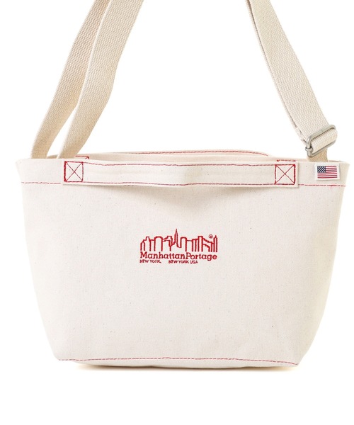 Manhattan Portage(マンハッタンポーテージ)の「PINE STREET SHOULDER BAG CANVAS LITE 25(ショルダーバッグ・レディース・ナチュラル/ダークネイビー・SMALL)」の16枚目の写真