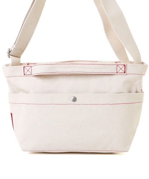 Manhattan Portage(マンハッタンポーテージ)の「PINE STREET SHOULDER BAG CANVAS LITE 25(ショルダーバッグ・レディース・ナチュラル/ダークネイビー・SMALL)」の14枚目の写真
