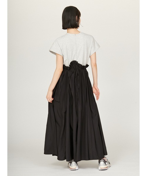 emmi（エミ）の「【限定カラー】カットドッキングプリーツワンピース（ワンピース・レディース・ホワイト/ブラック/グレー・0/1）」の14枚目の写真