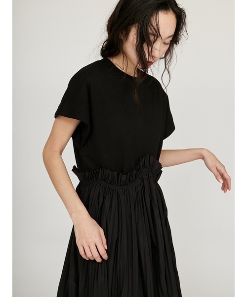 emmi（エミ）の「【限定カラー】カットドッキングプリーツ