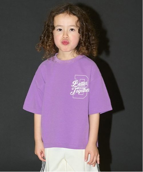 b・ROOM（ビールーム）の「【カイテキ天竺】バックプリントTシャツ（Tシャツ/カットソー・キッズ・ブラック/オフホワイト/モスグリーン/パープル系その他/ターコイズブルー/ダークブラウン・140cm/100cm/120cm/150cm/110cm/130cm）」の6枚目の写真