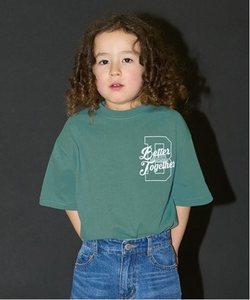 b・ROOM（ビールーム）の「【カイテキ天竺】バックプリントTシャツ（Tシャツ/カットソー・キッズ・ブラック/オフホワイト/モスグリーン/パープル系その他/ターコイズブルー/ダークブラウン・140cm/100cm/120cm/150cm/110cm/130cm）」の4枚目の写真