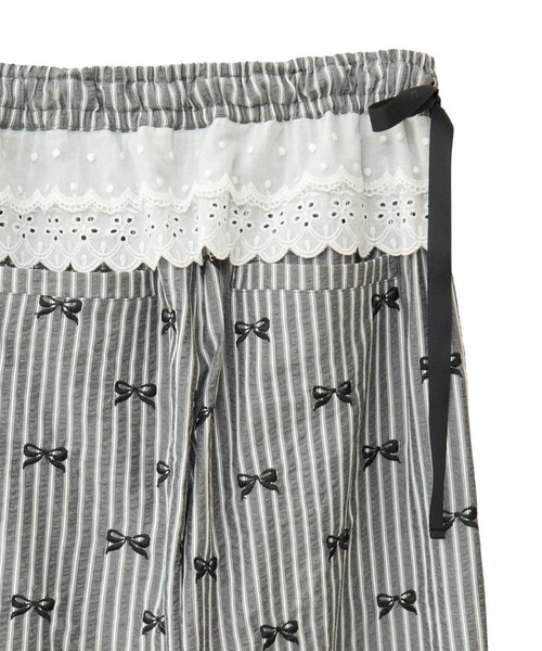 Candy Stripper（キャンディストリッパー）の「RIBBON STRIPE EASY パンツ（その他パンツ・レディース・チャコール/オフホワイト/ブルー・FREE）」の8枚目の写真