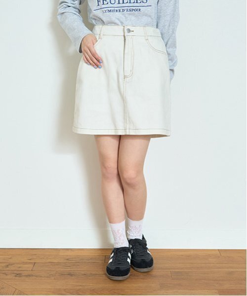 LOVETOXIC（ラブトキシック）の「【ベーシック】【GOODPRICE】デニム・ツイル台形スカパン（スカート・キッズ・ベージュ/ブラック/ブルー/ネイビー/オフホワイト・L:160cm/S:140cm/LL(170cm)/M:150cm/130cm）」の2枚目の写真