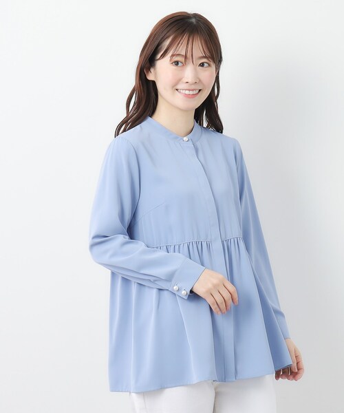LAURA ASHLEY(ローラアシュレイ)の「【羽織りに使える/パール調ボタン 】ペプラムブラウス(シャツ/ブラウス・レディース・ネイビー/サックスブルー/オフホワイト・40/38)」の8枚目の写真