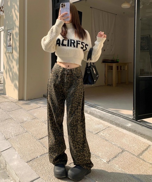 NANEA(ナネア)の「ヒョウ柄ワイドストレートパンツ(デニムパンツ・レディース・レオパード・SMALL/MEDIUM/LARGE/X-LARGE)」の20枚目の写真