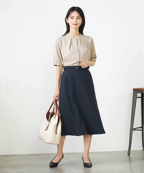 a.v.v（アーヴェヴェ）の「【洗える/イージーケア/UVカット/接触冷感/吸水速乾】サマーストレッチフレアスカート（スカート・レディース・ライトグレー/ネイビー/ベージュ・40/38/42/36/34）」の10枚目の写真