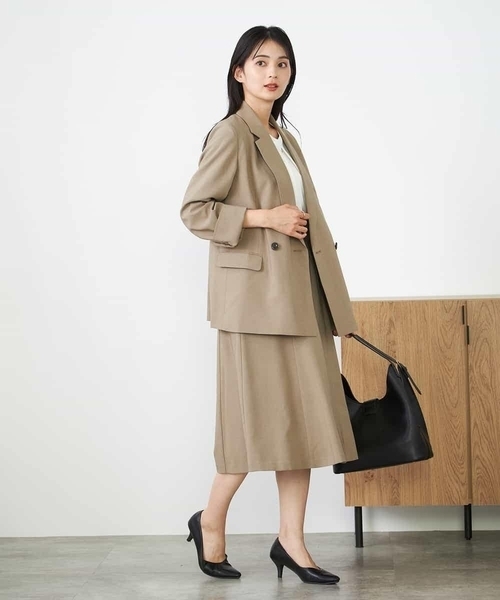 a.v.v（アーヴェヴェ）の「【洗える/イージーケア/UVカット/接触冷感/吸水速乾】サマーストレッチフレアスカート（スカート・レディース・ライトグレー/ネイビー/ベージュ・40/38/42/36/34）」の16枚目の写真