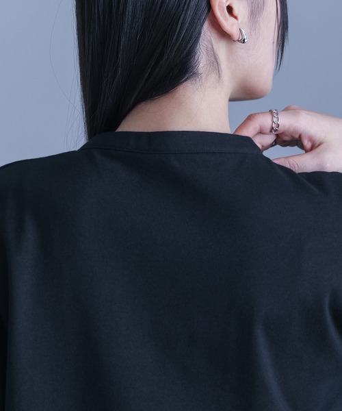 kOhAKU（コハク）の「【機能素材】『ラウンドカッティングカットソー』（Tシャツ/カットソー・レディース・カーキ/ブラック・1/2）」の16枚目の写真