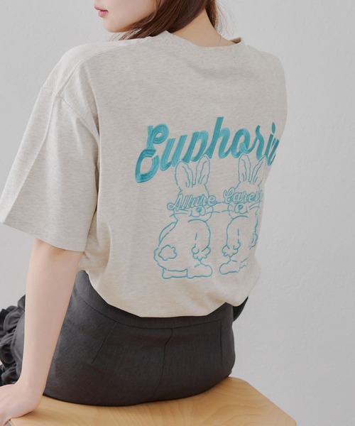 Another Branch olive des olive（アナザーブランチオリーブデオリーブ）の「プリプリうさぎBIGT（Tシャツ/カットソー・レディース・スミクロ/オートミール/オフホワイト/サックスブルー・FREE）」の10枚目の写真