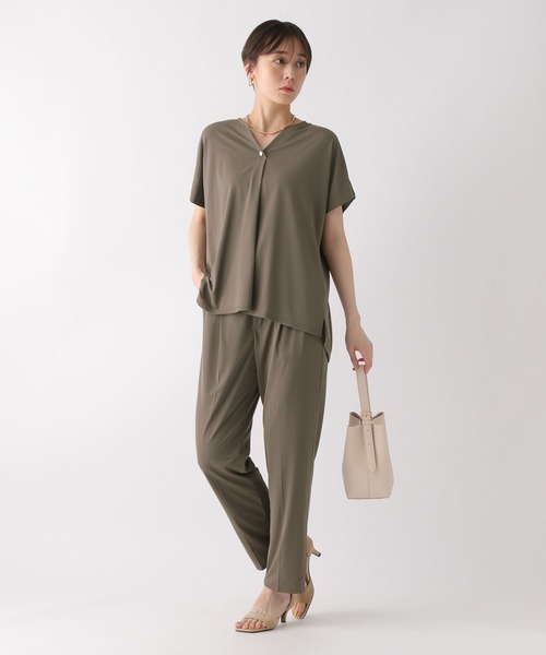 Elura（エルーラ）の「サマーイージーケアプリーツプルオーバー/450753（Tシャツ/カットソー・レディース・ホワイト/ブラック/カーキ・MEDIUM/LARGE）」の19枚目の写真