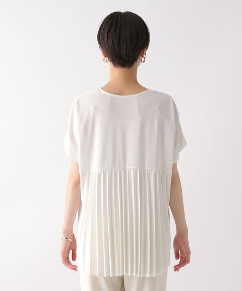 Elura（エルーラ）の「サマーイージーケアプリーツプルオーバー/450753（Tシャツ/カットソー・レディース・ホワイト/ブラック/カーキ・MEDIUM/LARGE）」の11枚目の写真