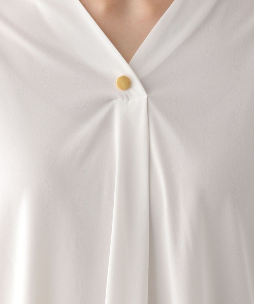 Elura（エルーラ）の「サマーイージーケアプリーツプルオーバー/450753（Tシャツ/カットソー・レディース・ホワイト/ブラック/カーキ・MEDIUM/LARGE）」の6枚目の写真