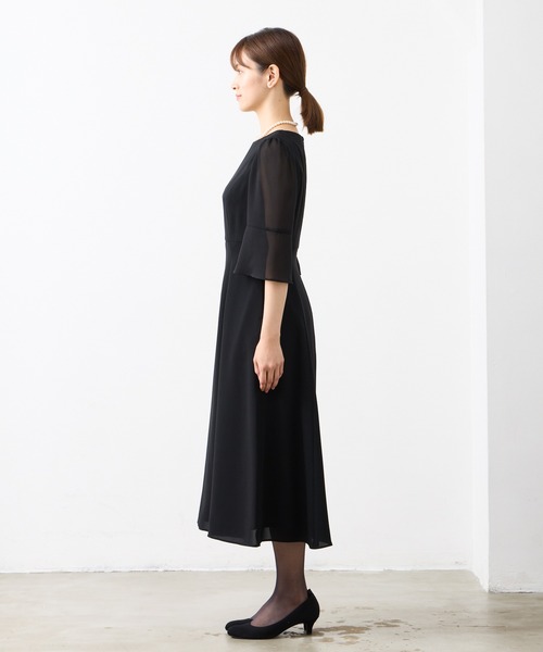 AIMER(エメ)の「【夏用喪服・礼服】マシンウォッシャブル フレアスリーブフィット&フレア サマーブラックフォーマルワンピース(ワンピース・レディース・ブラック・MEDIUM/LARGE)」の5枚目の写真