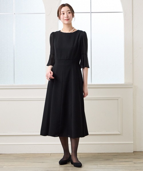 AIMER(エメ)の「【夏用喪服・礼服】マシンウォッシャブル フレアスリーブフィット&フレア サマーブラックフォーマルワンピース(ワンピース・レディース・ブラック・MEDIUM/LARGE)」の16枚目の写真