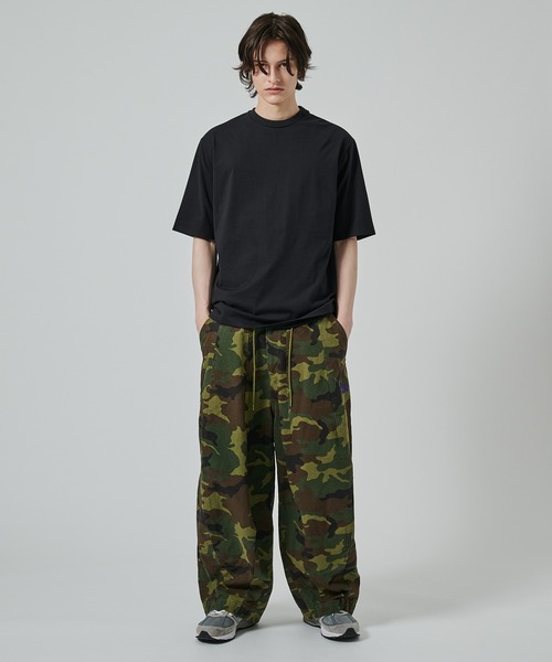 markaware(マーカウェア)の「別注 CREW NECK TEE(Tシャツ/カットソー・メンズ・ホワイト/ダークグレー/ブラック/ピンク・1/2)」の9枚目の写真