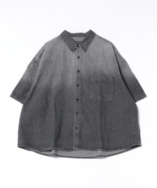 a.p.o.v.(エーピーオービー)の「a.p.o.v. スーパーオーバーサイズグラデーションピグメントデニムシャツ(シャツ/ブラウス・メンズ・ブルー/ブラック・ONESIZE)」の5枚目の写真