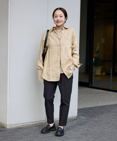 JOURNAL STANDARD（ジャーナルスタンダード）の「《追加3》【撥水/接触冷感/洗える/UV】リネンナイロンストレッチテーパードパンツ（その他パンツ・レディース・ベージュ系その他/ブラック/サックスブルー/ブラウン・36/38/40）」の5枚目の写真