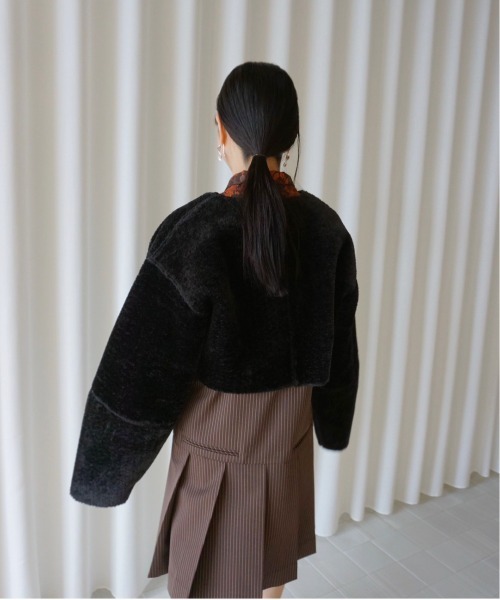 Ameri（アメリ）の「BOA COLLARLESS REVERSIBLE SHORT JACKET（ノー