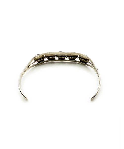 Indian Jewelry(インディアンジュエリー)の「HEATER シアター ベアパウターコイズシルバーバングル Made in USA(バングル/リストバンド・メンズ・シルバー・FREE)」の4枚目の写真