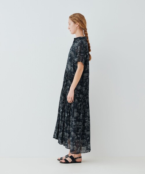 今期25夏ギャルリーヴィーシルクストレッチワンピーストゥモローランド丈直しあり LandScapeシルクストレッチ ギャザーシャツドレス（シャツ