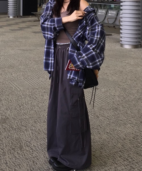 Judin(ジュディン)の「Double waist cargo pants【JD】(カーゴパンツ・レディース・ベージュ/グレー・FREE)」の7枚目の写真