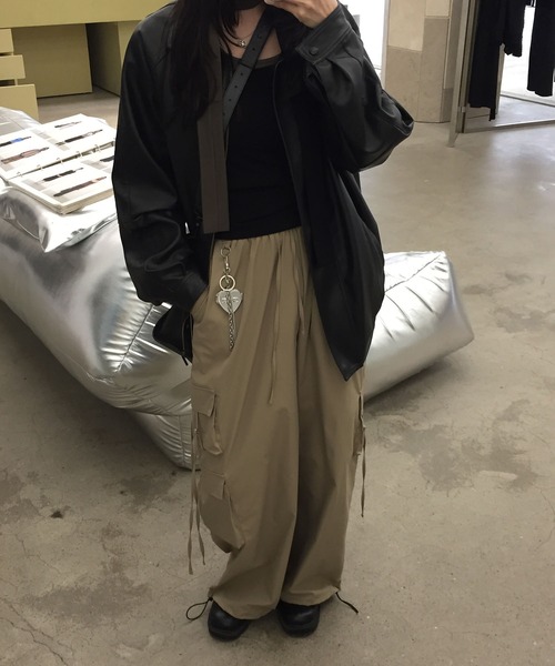 Judin(ジュディン)の「Double waist cargo pants【JD】(カーゴパンツ・レディース・ベージュ/グレー・FREE)」の9枚目の写真