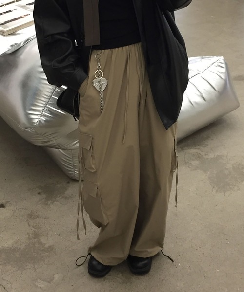 Judin(ジュディン)の「Double waist cargo pants【JD】(カーゴパンツ・レディース・ベージュ/グレー・FREE)」の17枚目の写真