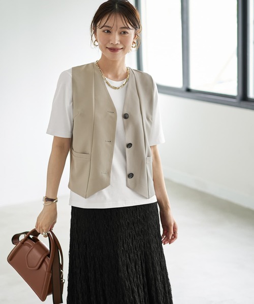 STYLE DELI(スタイルデリ)の「【LUXE】スタイリッシュベストトップス(ベスト・レディース・アイボリー/サンドベージュ・MEDIUM)」の2枚目の写真
