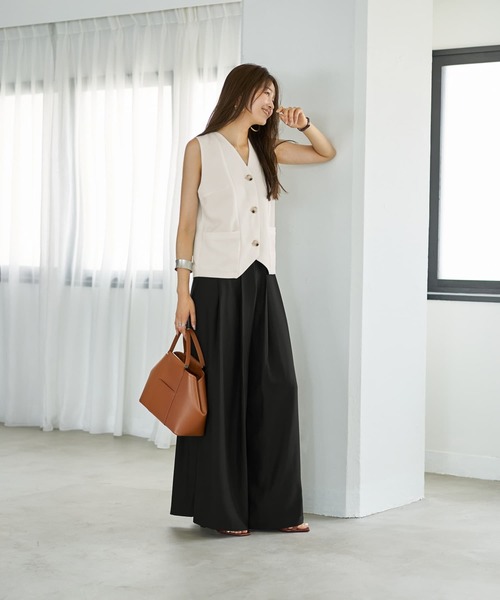 STYLE DELI(スタイルデリ)の「【LUXE】スタイリッシュベストトップス(ベスト・レディース・アイボリー/サンドベージュ・MEDIUM)」の6枚目の写真