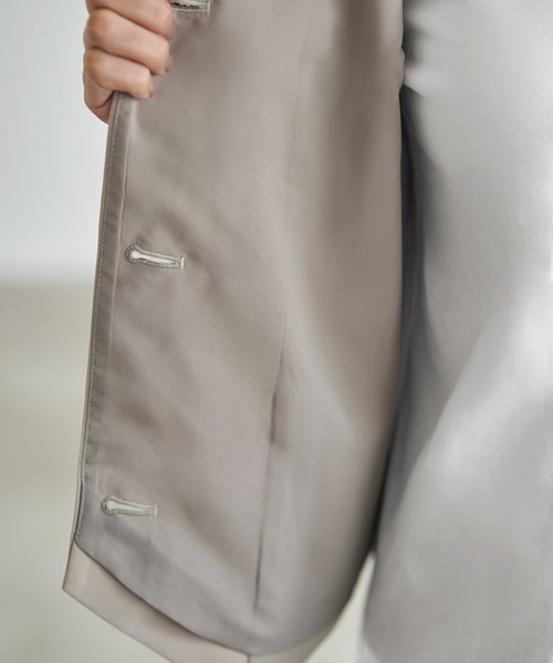 STYLE DELI(スタイルデリ)の「【LUXE】スタイリッシュベストトップス(ベスト・レディース・アイボリー/サンドベージュ・MEDIUM)」の7枚目の写真