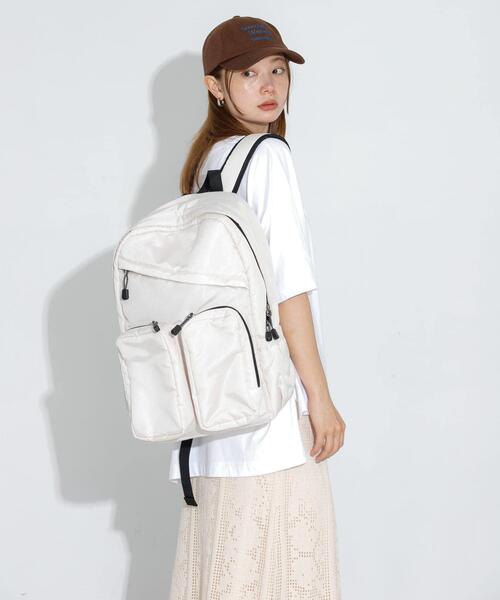 URBAN RESEARCH Sonny Label(アーバンリサーチサニーレーベル)の「グログランユースフルリュック(バックパック/リュック・レディース・アイボリー/ブラック・ONE)」の4枚目の写真