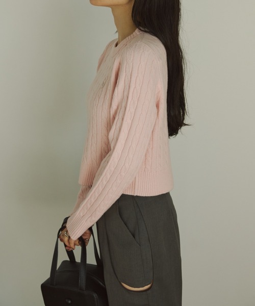 VANNIE U（ヴァニーユー）の「ミニケーブルオーバルロゴニット/セットアップ着用可能（ニット/セーター・レディース・グレー/ネイビー/ライトピンク・FREE）」の15枚目の写真