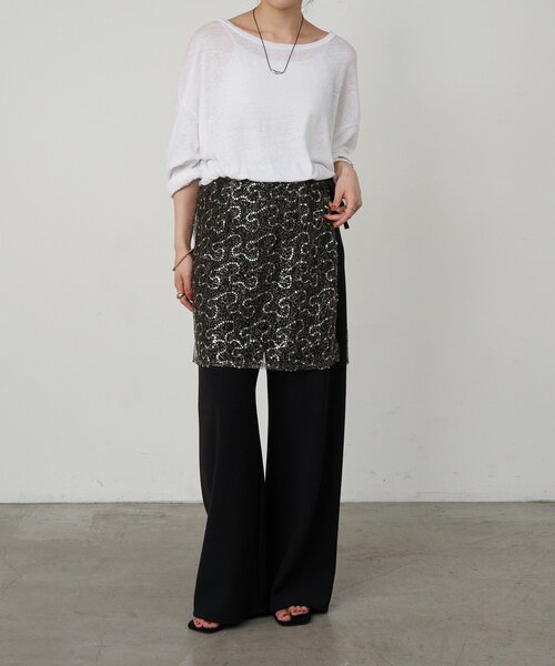 SHENERY(シーナリー)の「スパンコールラップスカート(スカート・レディース・ゴールド/ブラック・FREE)」の4枚目の写真