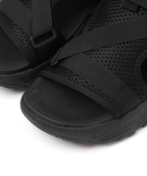 studio CLIP（スタディオクリップ）の「軽量カバースポーツサンダル（サンダル・レディース・ブラック/アイボリー・MEDIUM/LARGE）」の16枚目の写真